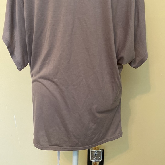 Bella top - Picture 9 of 11